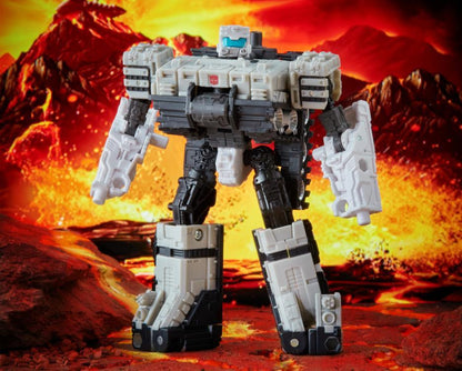 Transformers War for Cybertron: Kingdom Deluxe Slammer - ToyRift