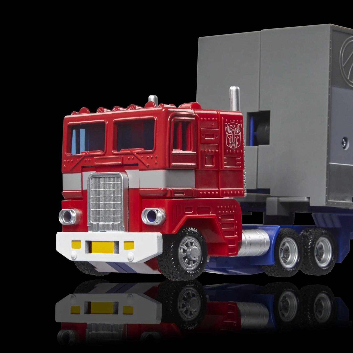 Transformers: 40th Anniversary Optimus Prime Action Figure, Retro G1 - ToyRift